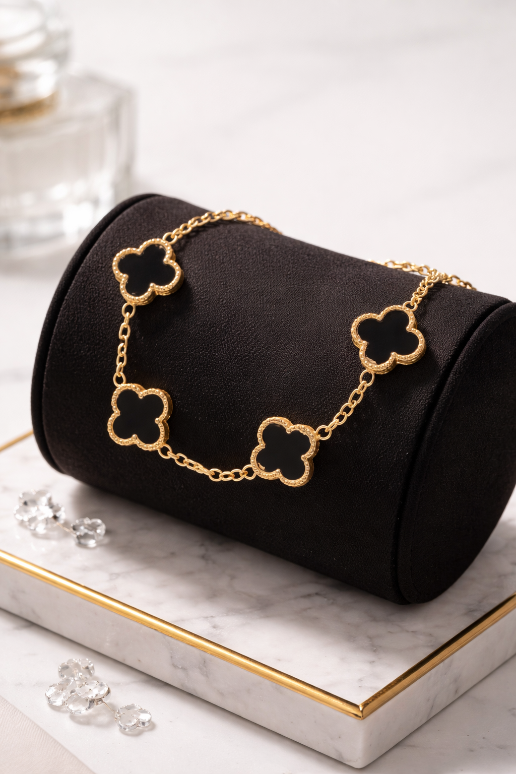 Noir Clover Bracelet